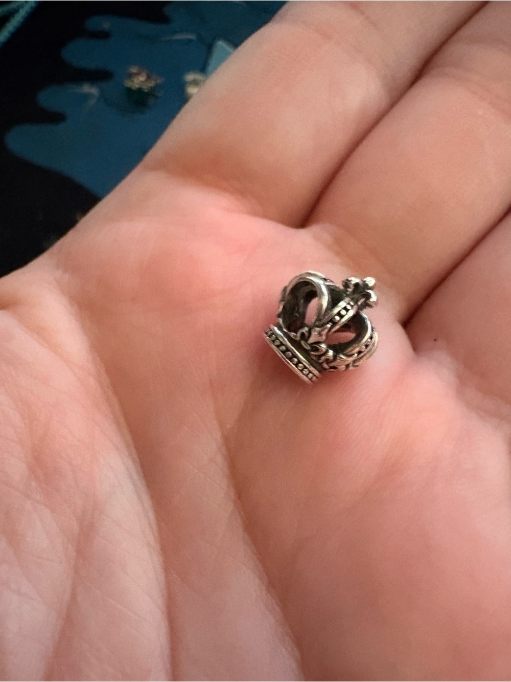 Linx crown charm
